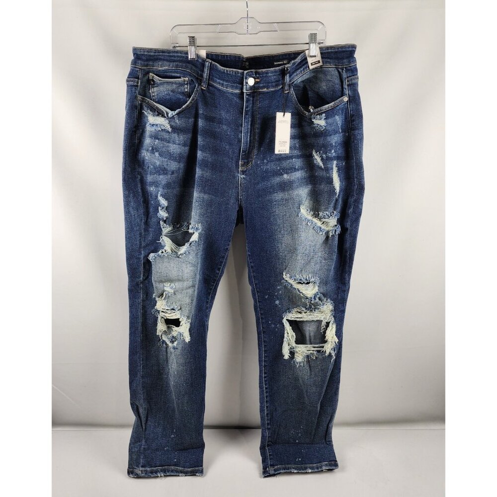 Judy Blue Jeans Womens Plus 24W Blue Boyfriend Fit Distressed Denim (42x29) NWT